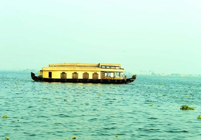 houseboats